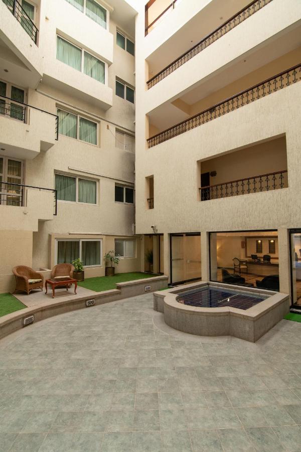 Halcyon Hotel Residences Koramangala - Bangalore Exterior foto